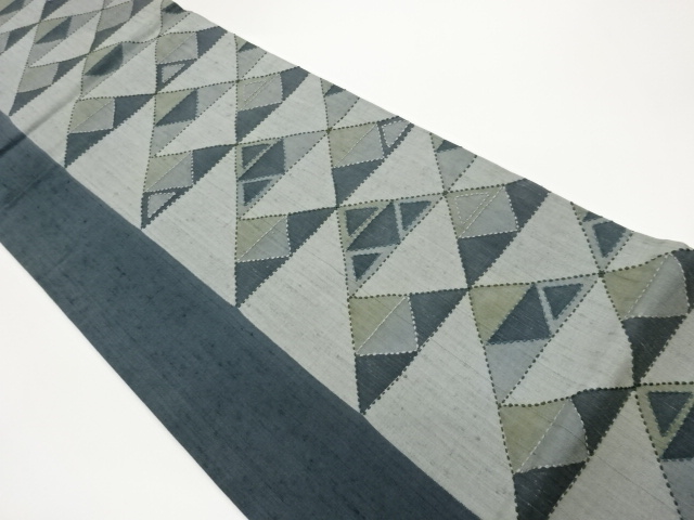 手織り紬刺し子縞に抽象三角模様織出し全通袋帯